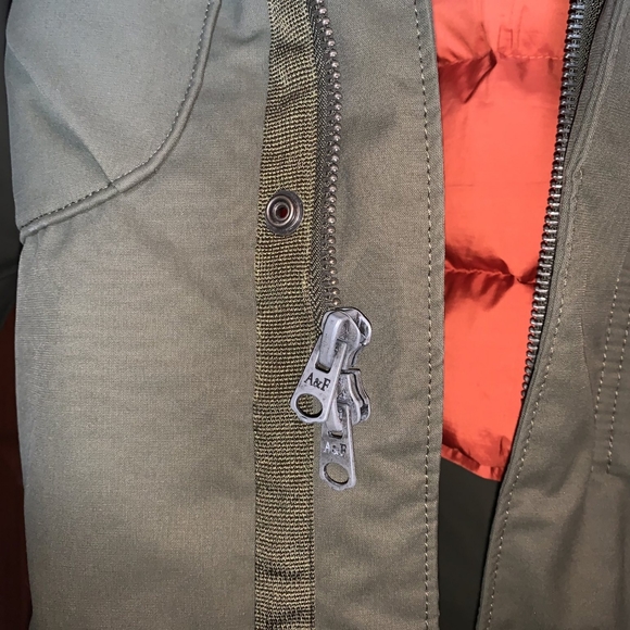 Abercrombie & Fitch Down Parka- Olive green - Picture 5 of 8